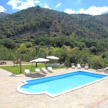 Profetina Village Motta Camastra エクステリア 写真